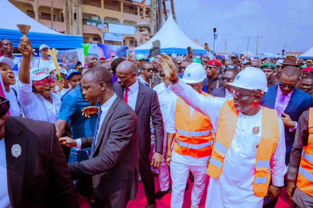 Oborevwori Flags Off ₦39.3bn Otovwodo Flyover Project Amidst Jubilation