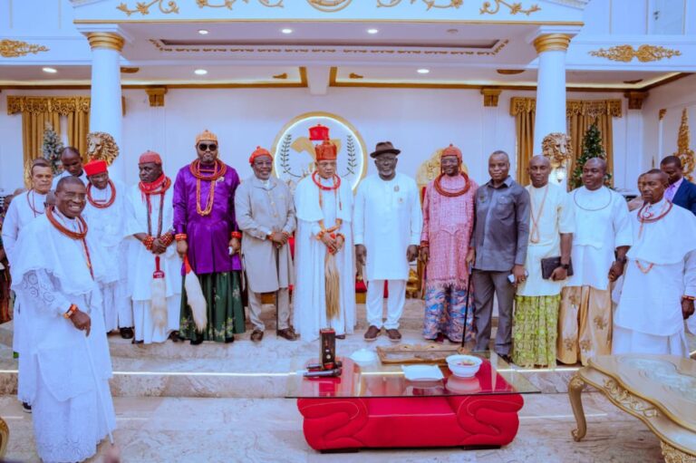 Ughelli Monarch, Olori, Commend Oborevwori On Otovwodo Flyover
