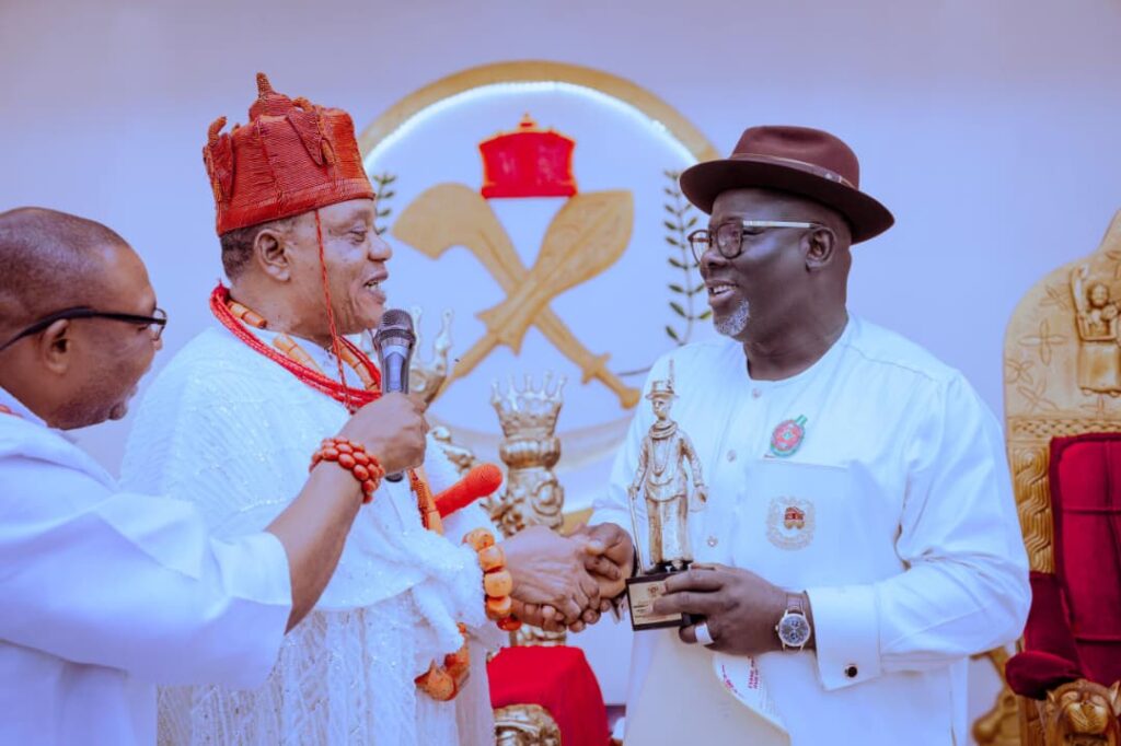 Ughelli Monarch, Olori, Commend Oborevwori On Otovwodo Flyover