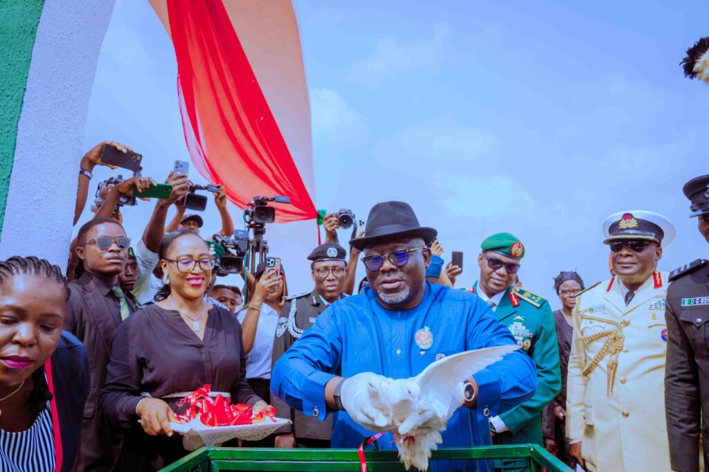 Oborevwori, Service Commanders, Others Honour Nigeria's Fallen Heroes
...As 2026 Armed Forces Remembrance Day Ends