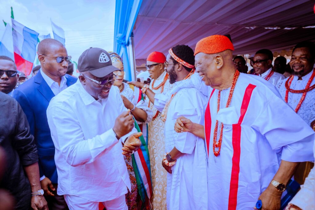 Oborevwori Flags Off N59.7bn Agbor/Uromi Junction Flyover
...Assures Deltans Of Even Devt, Safer Roads