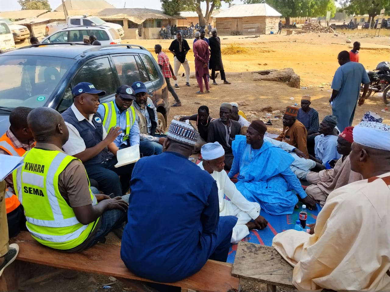 NEMA, KWASEMA Conduct On-the-Spot Assessment of Bandits’ Attack in Kwara Communities
‎