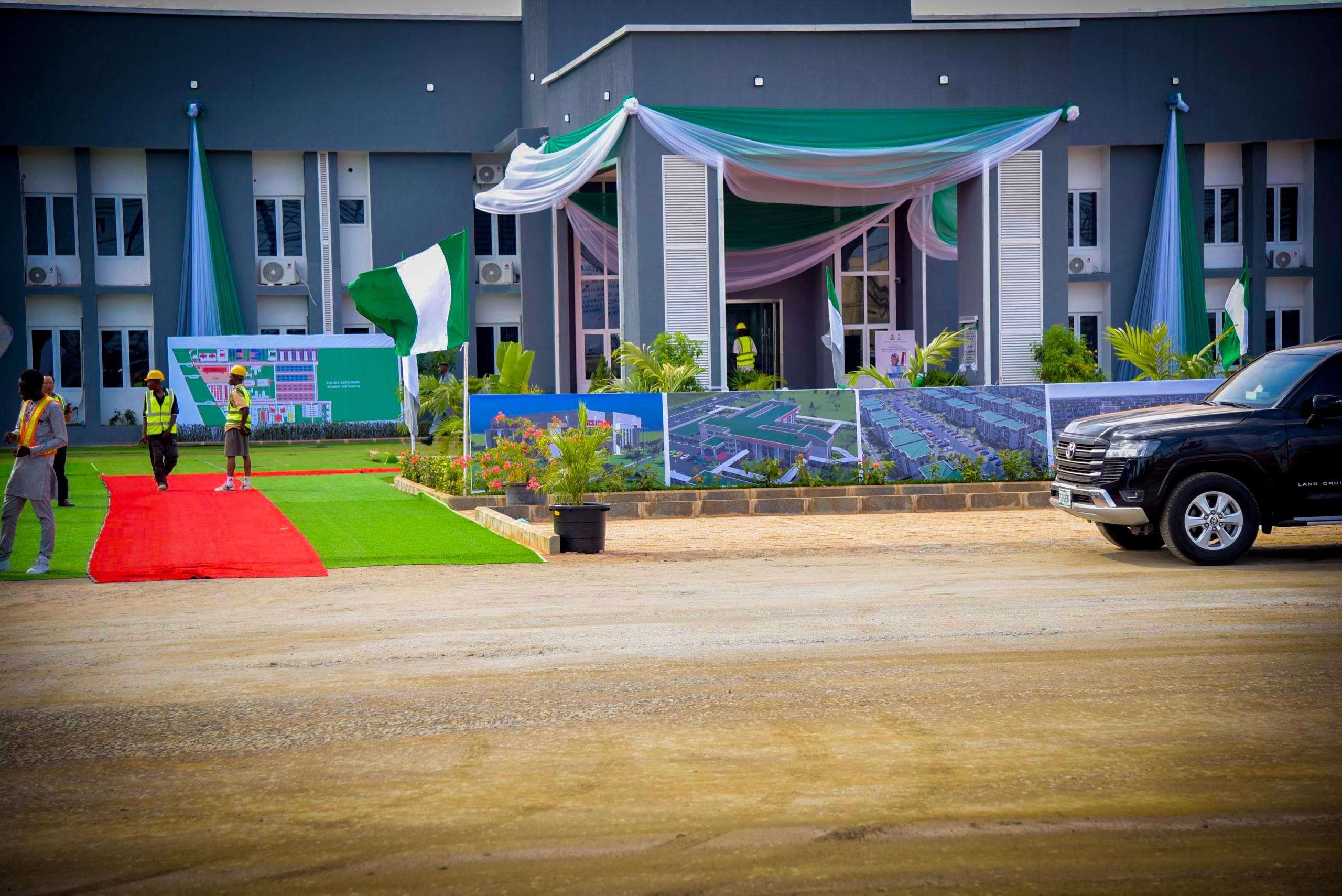 President Tinubu Commissions New Customs FOU ‘A’ Complex in Ogun