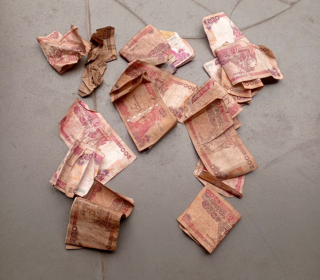 Police Bust Idimu Robbery Gang, Recover Motorcycle, Weapons
‎