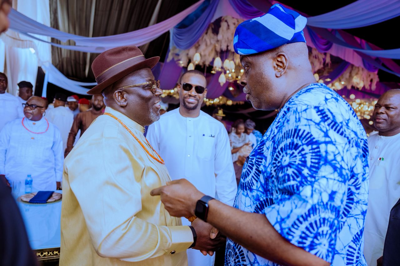 Oborevwori, Ibori, Okowa, Others Pay Last Respect To Elue 