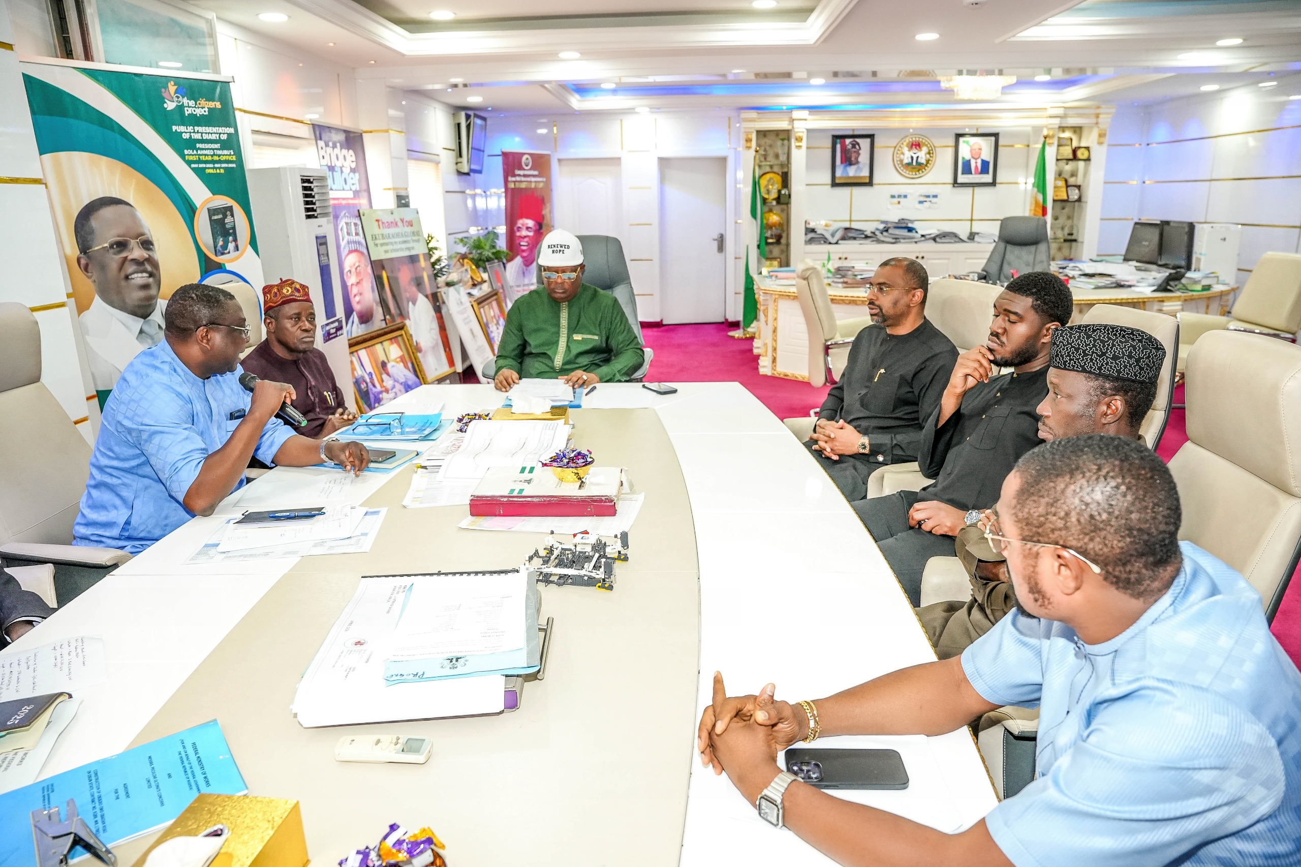 FG Awards Multi-Billion Naira Road Contracts, Umahi Targets 100-Year Concrete Highways
