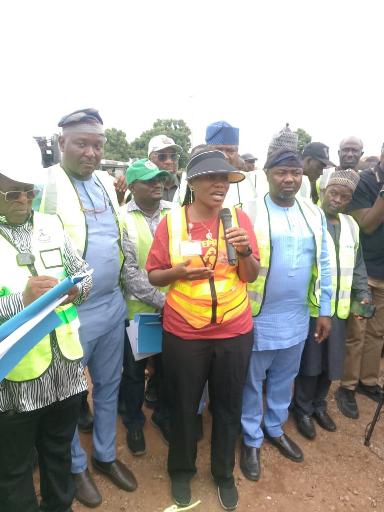 FG Moves to Fast-Track Abuja–Keffi, Kaduna–Kano Roads as Umahi Inspects North-Central Projects
‎