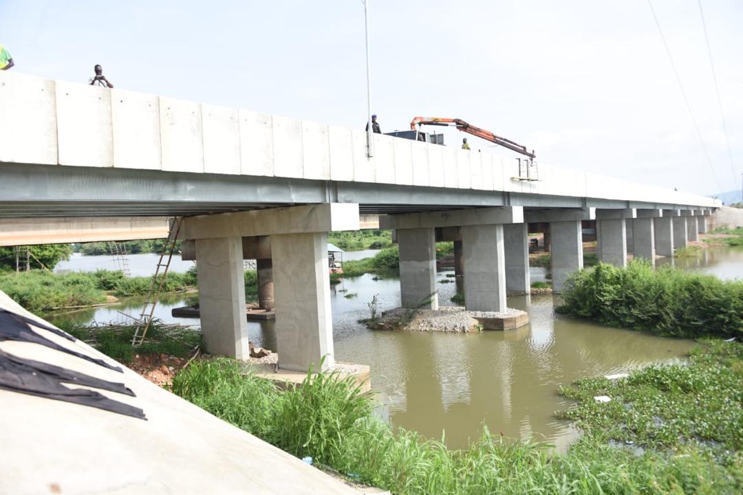 Umahi Threatens Sanctions for Non-Performing Contractors, Says Tinubu Shouldn't Be Blamed for Delayed Road Projects
