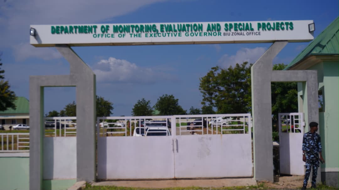 Zulum Conducts Official State Duties from Biu, Meets Security Chiefs 