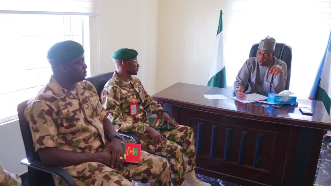 Zulum Conducts Official State Duties from Biu, Meets Security Chiefs 