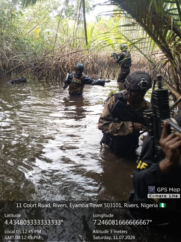 Navy dismantles illegal crude oil storage pits in Rivers, foils oil theft plot
‎
‎