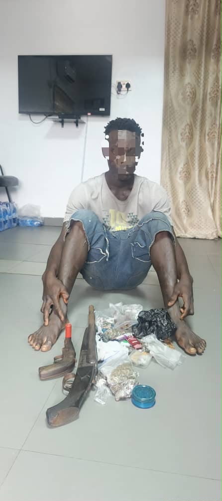 ‎Police arrest suspected armed drug dealer, recover guns in Lagos
‎
‎
‎