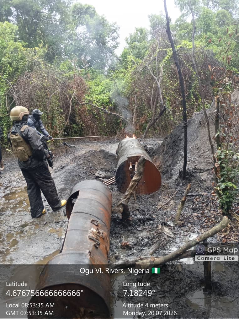 ‎Navy Foils Illegal Refinery Expansion, Recovers 104,000 Litres of Suspected Stolen Crude in Rivers
‎
‎