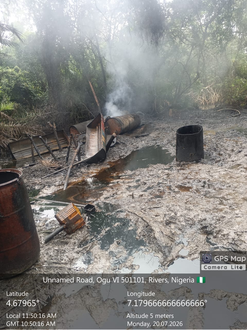 ‎Navy Foils Illegal Refinery Expansion, Recovers 104,000 Litres of Suspected Stolen Crude in Rivers
‎
‎