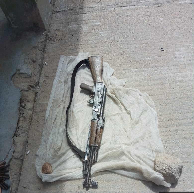 ‎Senior ISWAP finance chief surrenders as 46 terrorists, families lay down arms
‎