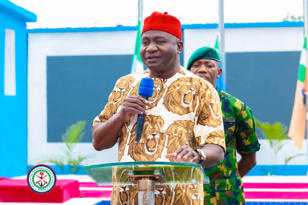 ‎Defence Minister Hails Otti Over NAF Facility, Pledges Stronger South-East Security
‎