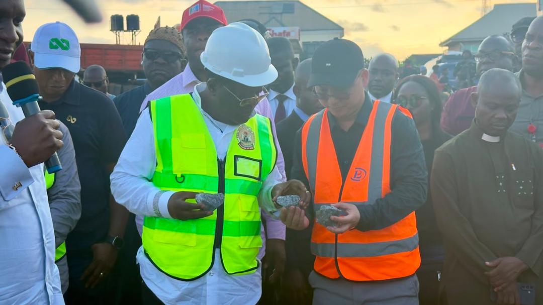 Umahi Orders Immediate Arrest of Contractors Removing Asphalt From Existing Roads