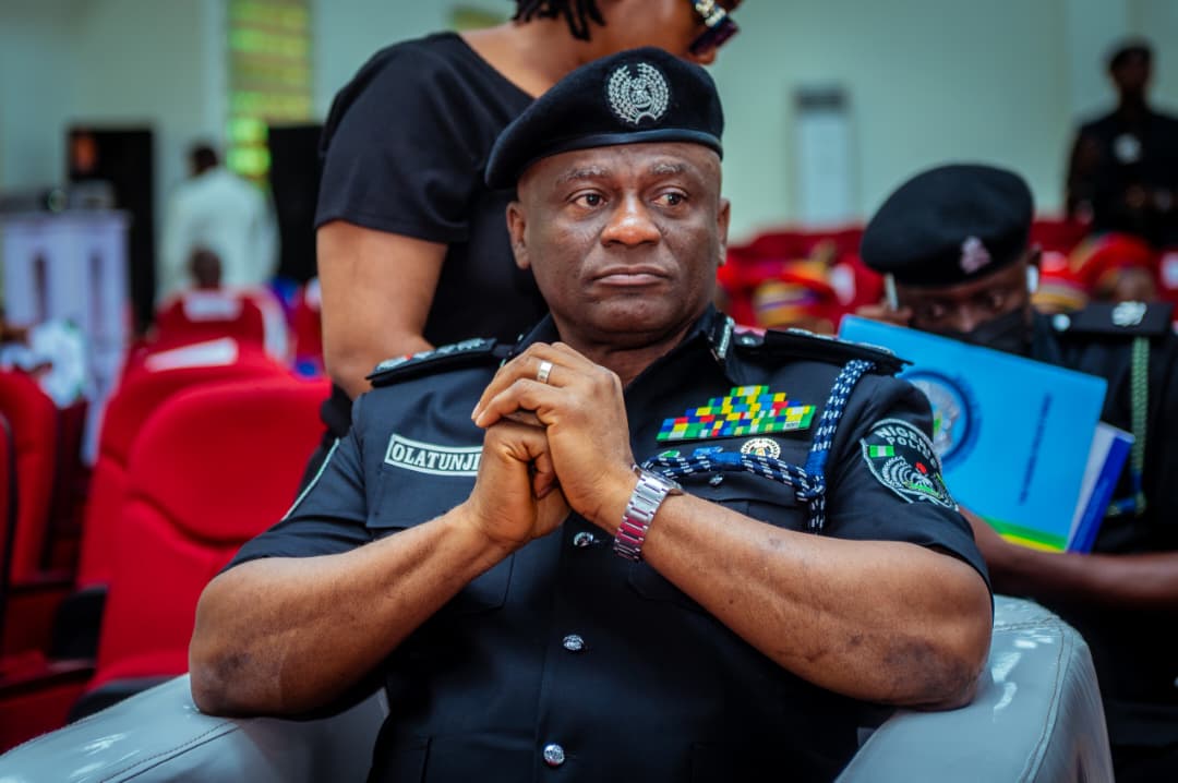 THE BUTTON THAT SPOKE VOLUMES: HOW IGP DISU TURNED A SIMPLE UNIFORM CORRECTION INTO A LESSON IN LEADERSHIP