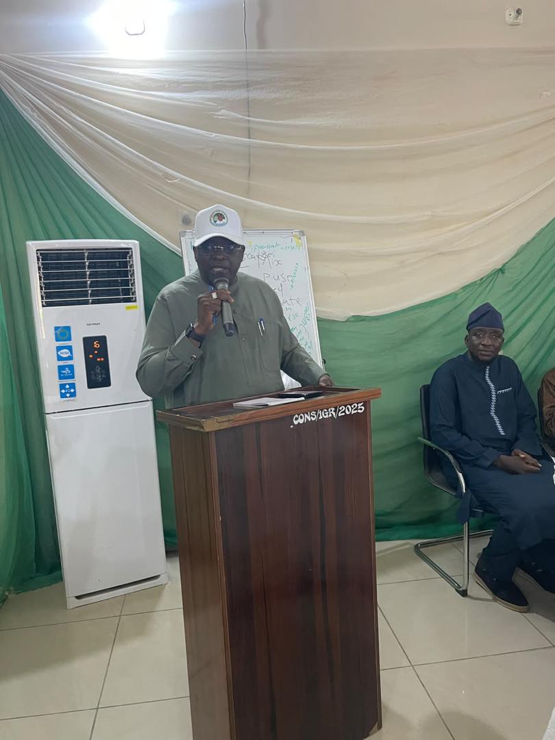 ARCN Boss Dabban Hails New Books on Crop Diseases, Pests