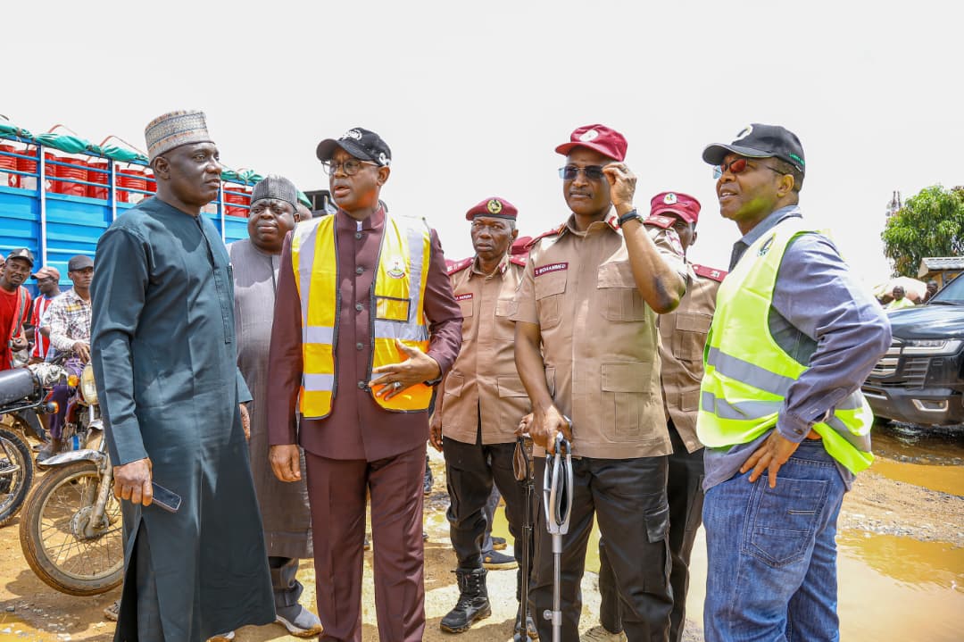 FG Gives Maje-Dikko Gridlock 48-Hour Deadline As Motorists Endure Days On Road