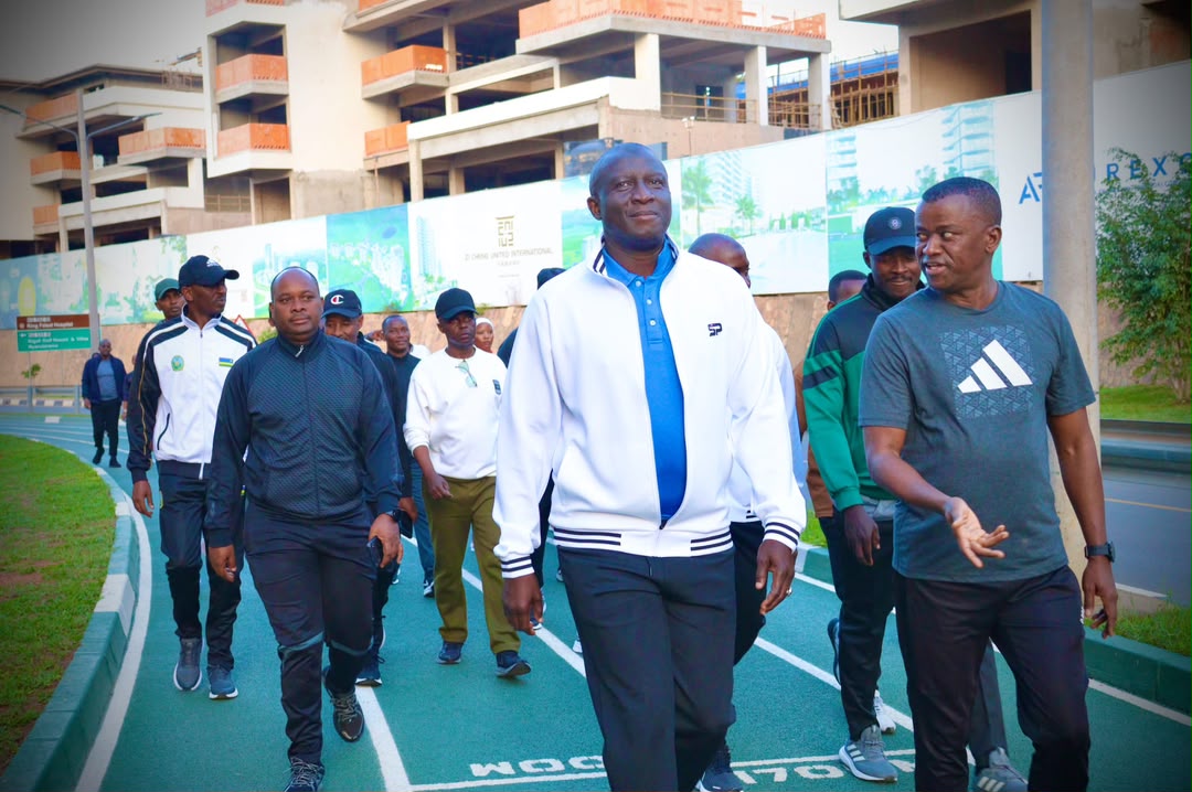 Nigerian, Rwandan Army Chiefs Promote Fitness, Strengthen Military Ties