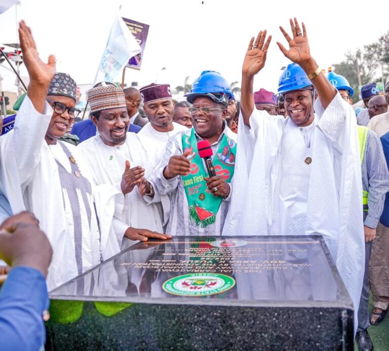 FG Commissions 30.58km Abuja–Kano Expressway Section, Umahi Says