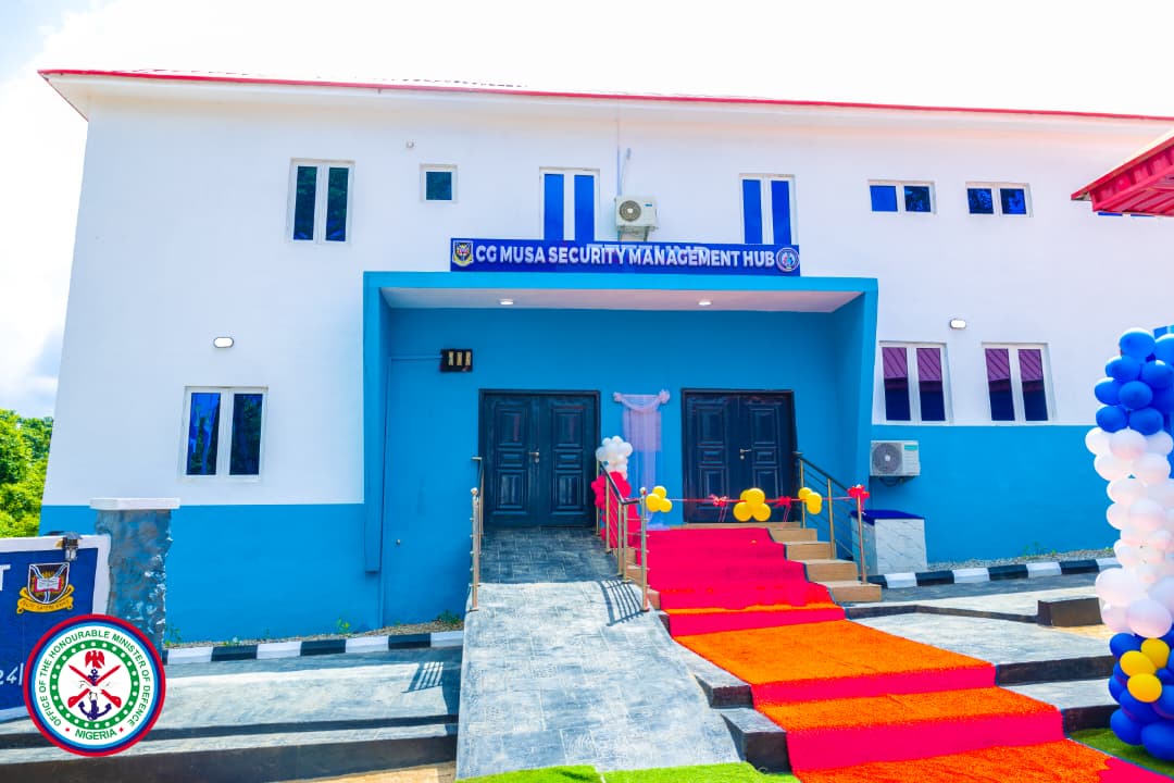 Defence minister seeks stronger university-security agency partnership