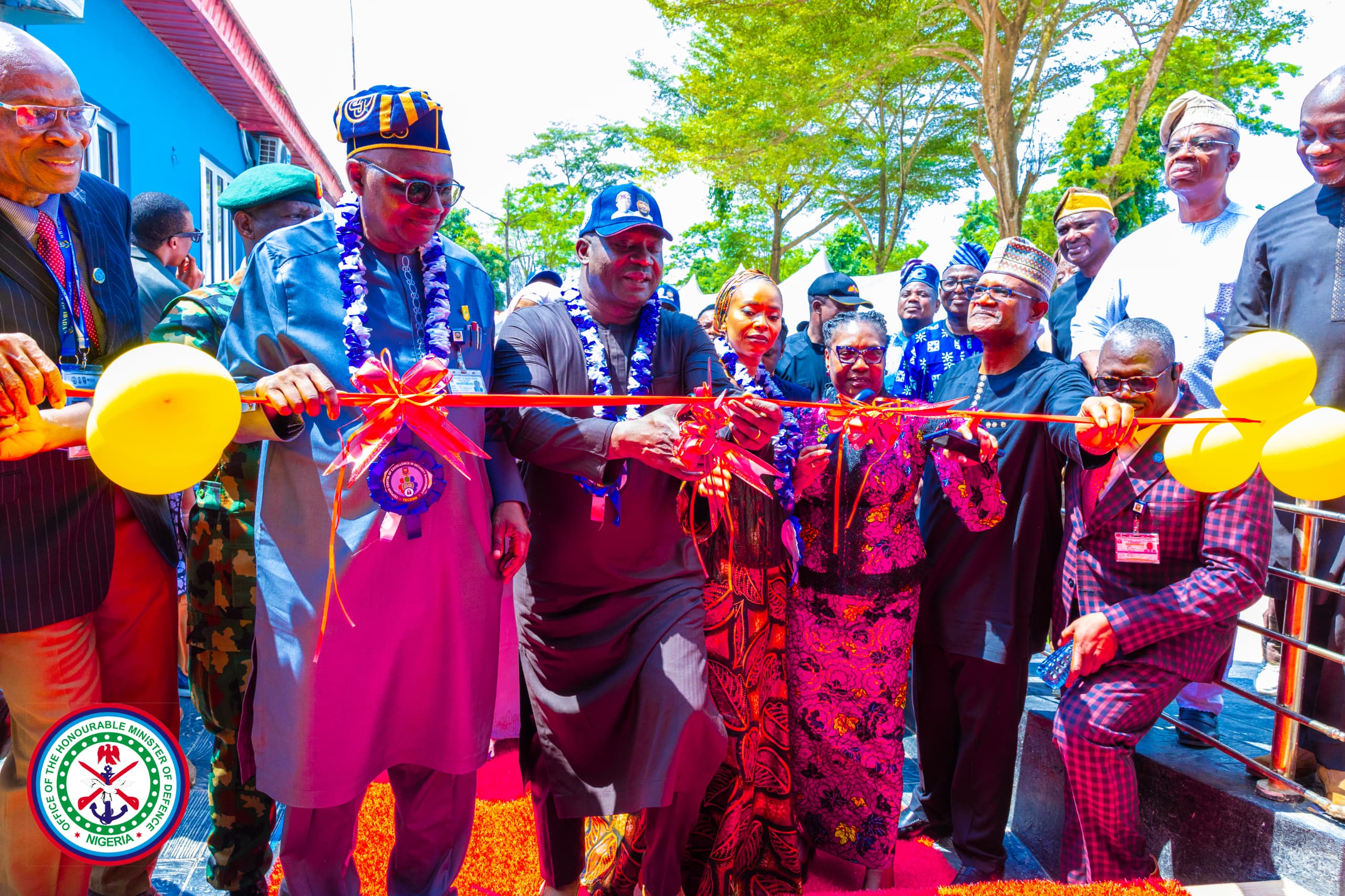 Defence minister seeks stronger university-security agency partnership